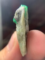 25.80ct Emerald Specimen from Swat – A Compact Crystal with Strong Natural Form - Image 4