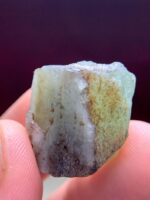 Discovering the Magnificence of a 43.80 ct Emerald Crystal from Laghman - Image 6