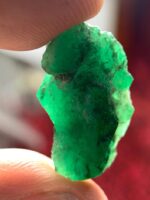 16.53ct Emerald Crystal from Swat Valley (20x12x10mm) – Rare Natural Green Beauty - Image 7