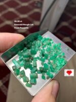 A Distinctive Panjshir Treasure: 29.20ct Emerald Rough Lot