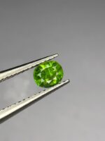 Rare 0.350 ct Demantoid Green Garnet from Khuzdar, Balochistan - Image 5