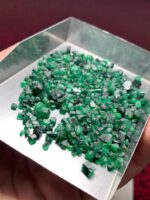 188.40ct Swat Emerald Rough Lot – Natural Green Gems from Pakistan - Image 7