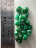 Swat Emerald Rough: 106.58ct Raw Green Crystals Lot - Image 10