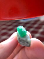 39.30 ct Swat Emerald Specimen: Monumental Scale in Natural Crystal Form - Image 4