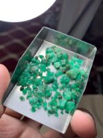 A Distinctive Panjshir Treasure: 29.20ct Emerald Rough Lot - Image 7