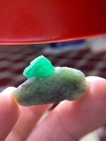 39.30 ct Swat Emerald Specimen: Monumental Scale in Natural Crystal Form - Image 9