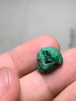 7.24ct Swat Emerald Crystal: Untreated Rough Gemstone from Pakistan - Image 2