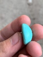 Impressive Afghan Turquoise Cabochon: 23.40 Carats of Natural Brilliance - Image 6
