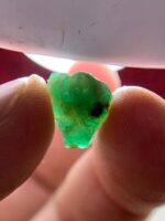 A 5.05ct Laghman Emerald Crystal: Balanced Brilliance in Bold Form - Image 7
