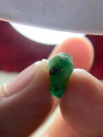 A 5.05ct Laghman Emerald Crystal: Balanced Brilliance in Bold Form - Image 8