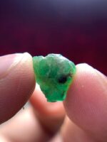 A 5.05ct Laghman Emerald Crystal: Balanced Brilliance in Bold Form - Image 9