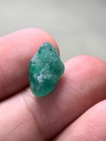 Brilliant 4.65ct Swat Emerald Crystal – Natural Untreated Gemstone - Image 6