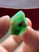 11.20ct Laghman Emerald Crystal – Rare Afghan Gemstone with Bold Dimensions - Image 4