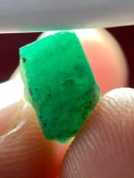 3.60ct Swat Emerald Crystal: Natural Beauty in a Compact, Vivid - Image 5