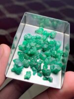 A 42.80 Emerald Rough Lot from Swat Valley - Image 7