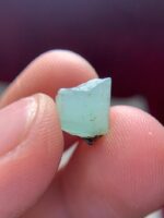 6.65ct Laghman Emerald Crystal: Bold Weight with Natural Elegance - Image 7