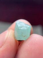 6.65ct Laghman Emerald Crystal: Bold Weight with Natural Elegance - Image 9