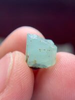 6.65ct Laghman Emerald Crystal: Bold Weight with Natural Elegance - Image 10
