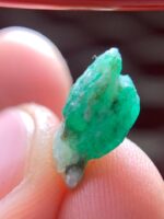 Small but Distinct: A 4.60-Carat Emerald Specimen from Swat Valley - Image 10