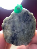 Majestic Swat Emerald: 225-Carat Specimen of Natural Grandeur - Image 5