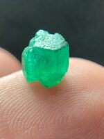 The Elegance of a 1.80ct Swat Emerald: A Gemstone of Timeless Beauty - Image 8