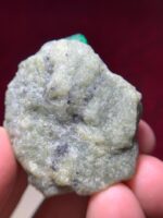 Majestic Swat Emerald: 225-Carat Specimen of Natural Grandeur - Image 9