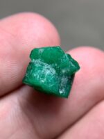 Natural Elegance: 7.82ct Swat Emerald Crystal with Striking Form - Image 8