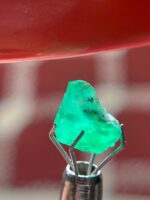 2.31 ct Swat Emerald Crystal – Small Yet Striking - Image 10