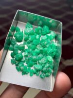 41.95 Carat Swat Valley Emerald Rough Lot – Natural Green Formation - Image 11