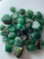 78.54ct Emerald Rough Lot: Raw Green Crystals for Collectors & Creators (9x10x9mm Avg) - Image 4