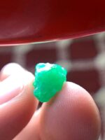 5.60 ct Swat Emerald Crystal – Natural Beauty in Every Facet - Image 6