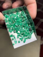 Exploring a 41.10ct Rough Emerald Lot from Swat - Image 5