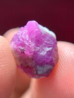 A Gem Unearthed: 9.75ct Afghan Ruby Specimen in Striking Proportions - Image 7