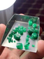 Swat Emerald Treasure: 26.45ct Emerald Rough Lot (6.75 × 7.70 × 8.47 mm) - Image 7