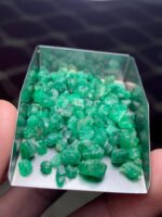 Rare Swat Emerald: 61.55ct Rough Gem - Image 2