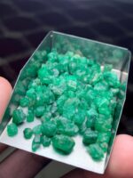 Rare Swat Emerald: 61.55ct Rough Gem - Image 3