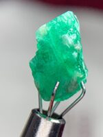 4.62ct Swat Emerald Crystal – Compact Natural Beauty in 10.93 x 8.80 x 7.17 mm - Image 6