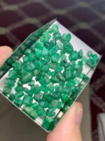 Rare Swat Emerald: 61.55ct Rough Gem - Image 8