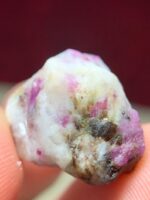 Mountain Flame: 25.90ct Swat Ruby Specimen of Natural Elegance - Image 4
