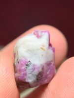 Mountain Flame: 25.90ct Swat Ruby Specimen of Natural Elegance - Image 6