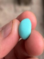 Discovering Beauty: A 6.95 ct Afghan Turquoise Cabochon - Image 6