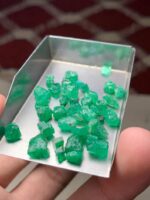 32.22 Carat Emerald Rough Lot from Swat – Dimensions 10.00 × 8.17 × 7.68 mm - Image 7