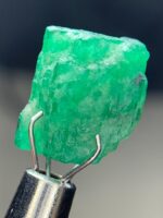 5.37ct Swat Emerald Crystal – Natural Green Gemstone - Image 2