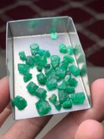 32.22 Carat Emerald Rough Lot from Swat – Dimensions 10.00 × 8.17 × 7.68 mm - Image 8