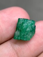 5.37ct Swat Emerald Crystal – Natural Green Gemstone - Image 10