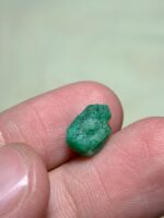 2.96ct Swat Emerald Crystal – Natural Untreated Gemstone with Exceptional Shape - Image 2