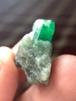 A Refined 31.48-Carat Swat Emerald Specimen — Elegance in Balance - Image 8