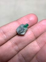 Exploring an 8.65 ct Swat Emerald Specimen - Image 11