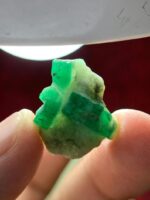 A Glimpse into Nature’s Green Treasure: 20.20ct Emerald Specimen - Image 4