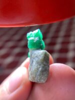 A 34.89-Carat Swat Emerald Specimen — Broad, Sculptural, and Remarkably Expressive - Image 6